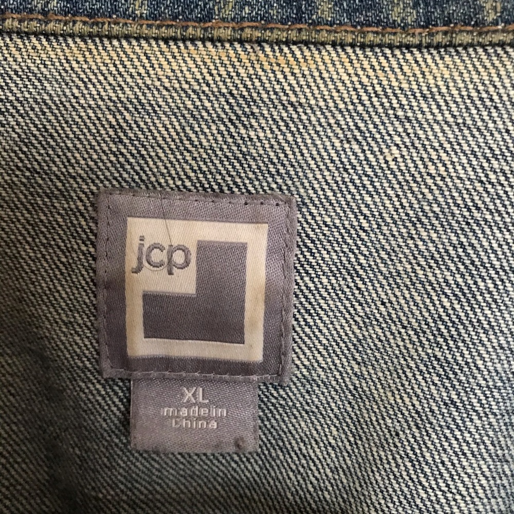 Jean jacket - Picture 2 of 3